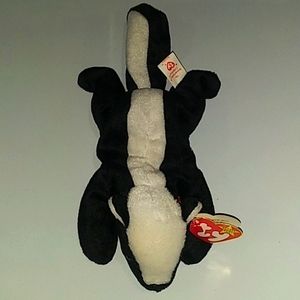 1995 ty Stinky beanie baby with PVC pellets